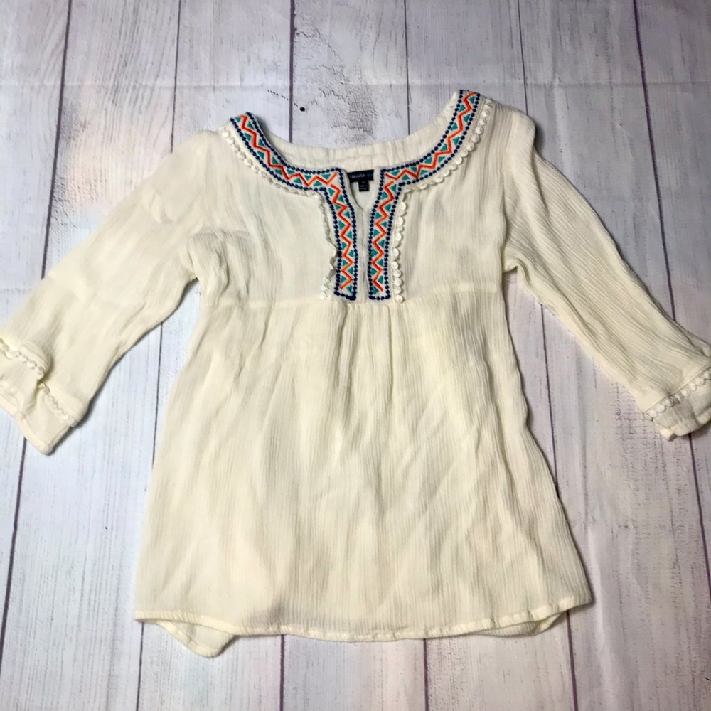 Takara Girls Top Boho Aztec Design Size M Beautiful Blouse embroidered VGC